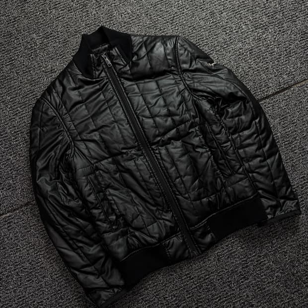 디스퀘어드 y2k 올드스쿨 글로시 크롭 패딩 자켓 1906