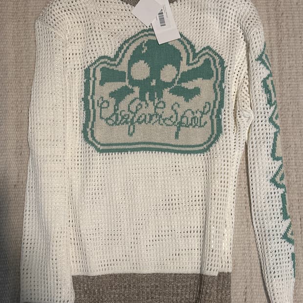 (새상품) 사파리스팟 멀티 스컬 메쉬 니트 아이보리