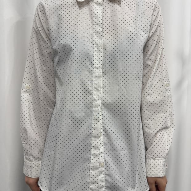 dot shirt
