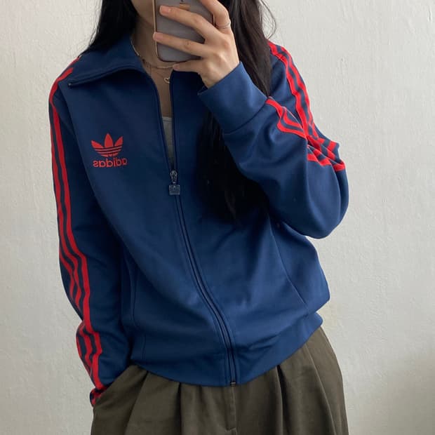 100) 아디다스져지 A2493