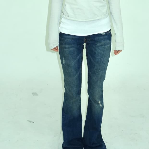 트루릴리전 팬츠