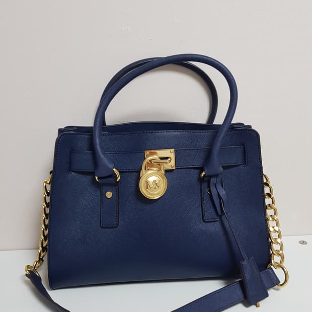 마이클코어스 숄더 겸 토드백 ㅡ 거의 새제품 