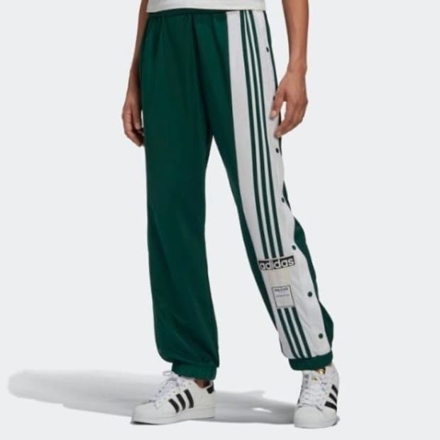 아디다스 아디브레이크 팬츠 그린 M 팝니다 GJ8277