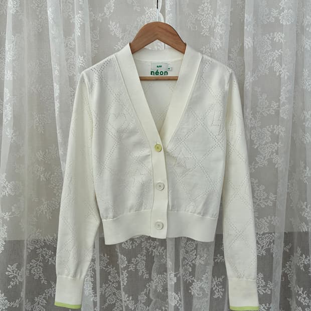 S) 한섬 SJYP 아일렛 가디건 아이보리