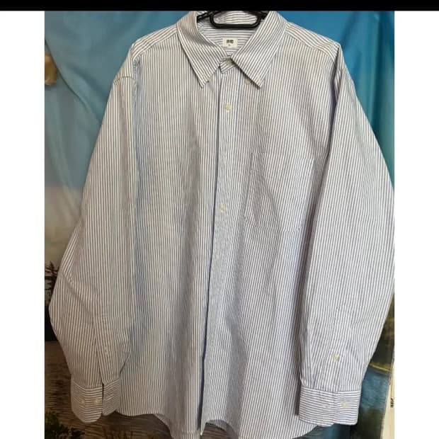 유니클로 스트라이프 셔츠