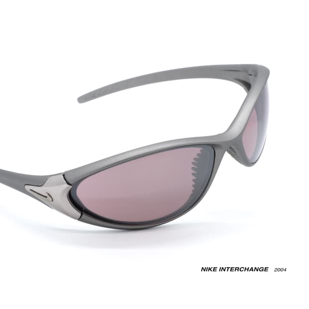 2004 NIKE INTERCHANGE EV0241