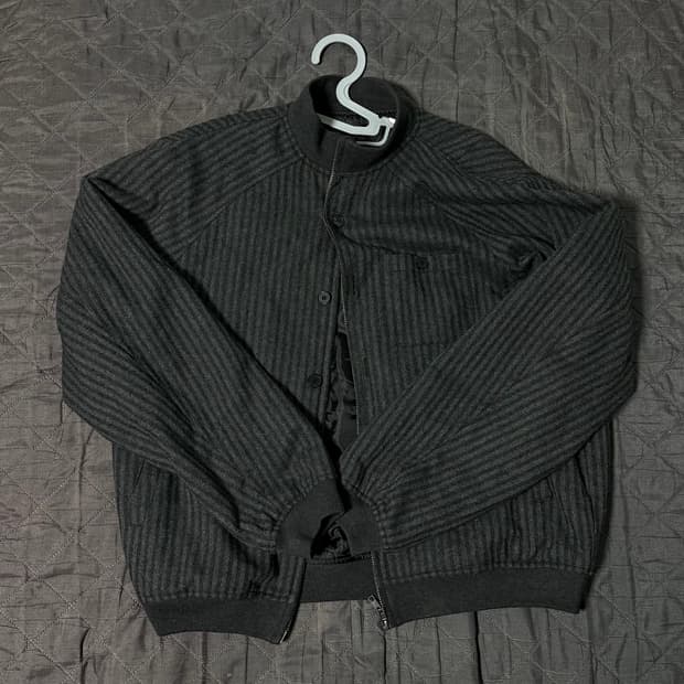 인템포무드 스트라이프 자켓