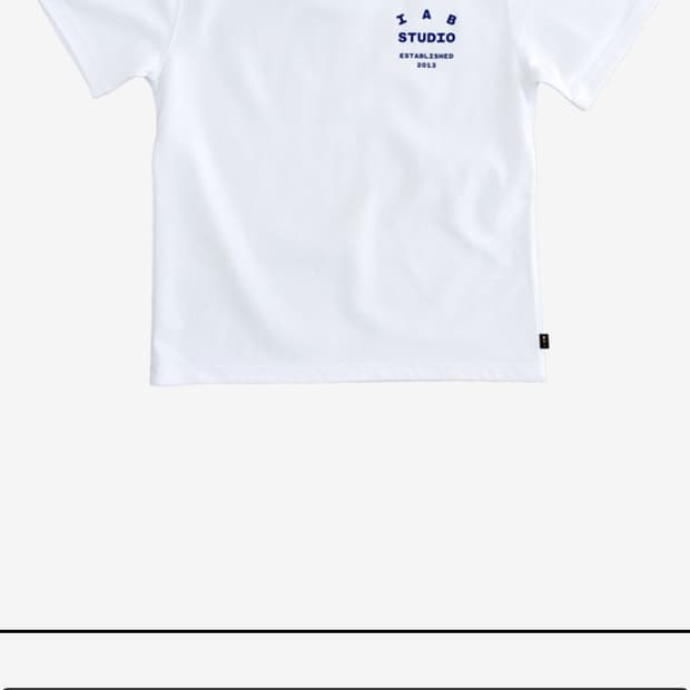 판매)아이앱스튜디오 26ss 화이트 반팔 XXL