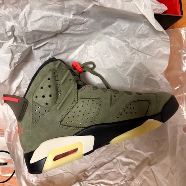 트래비스 스캇 조던6 올리브 새상품 풀구성