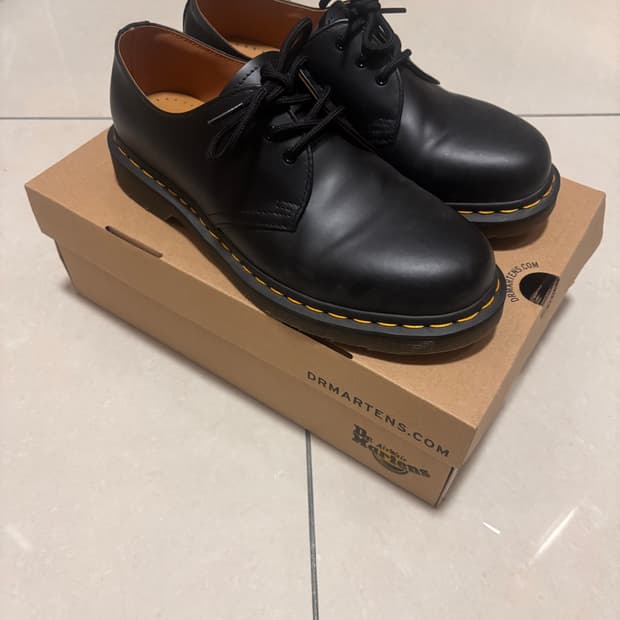 닥터마틴 1461 스무스 블랙