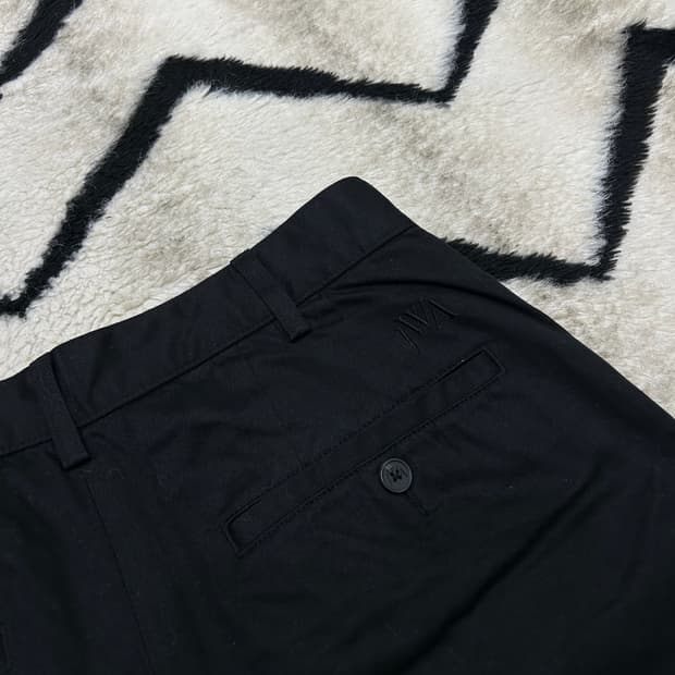 [28]유니클로xJw앤더슨 와이드핏 치노팬츠/블랙