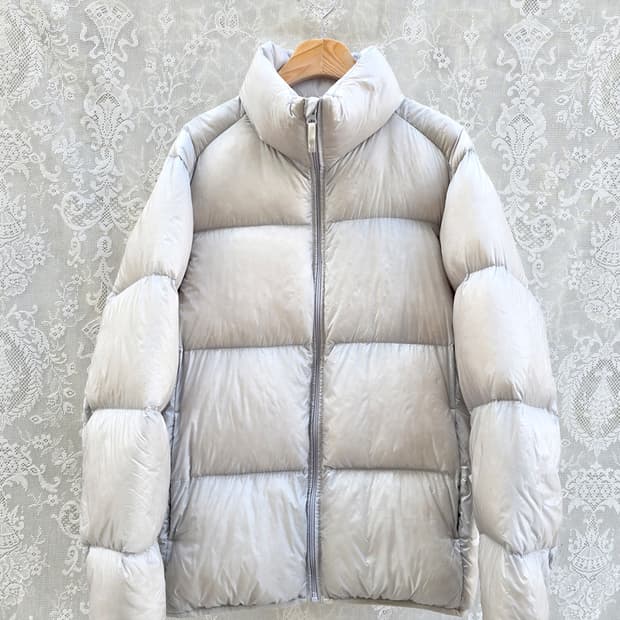 유니클로 울트라 라이트 다운패딩