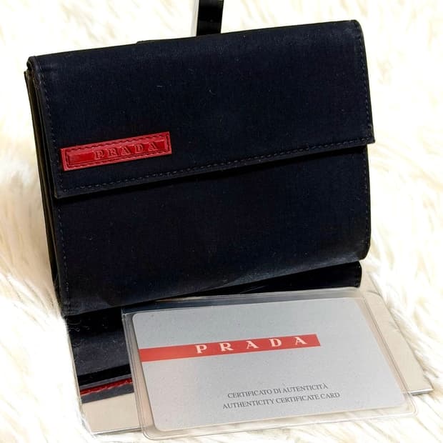 1999‘s Prada sports Archive wallet