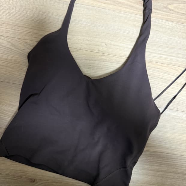 룰루레몬 홀터넥 브라운 2