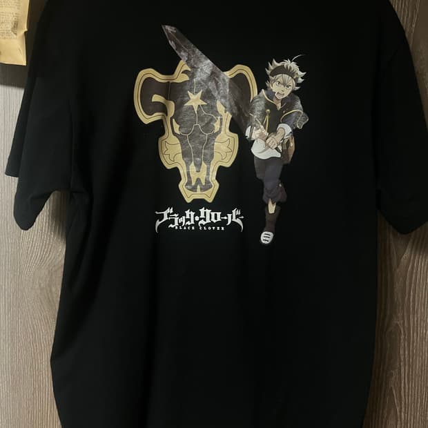 블랙클로버 애니 티셔츠