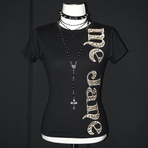 leopard lettering t 
