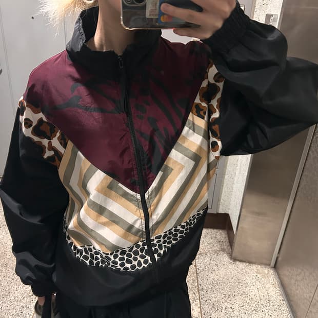 빈티지 바람막이