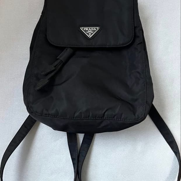 프라다 포코노 미니 백팩