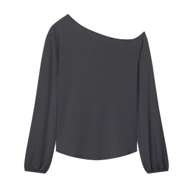Chiyagi aly top