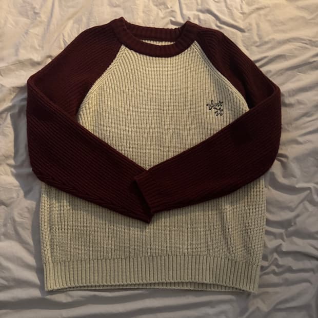 어반디타입 컬러 블록 래글런 니트 버건디 s