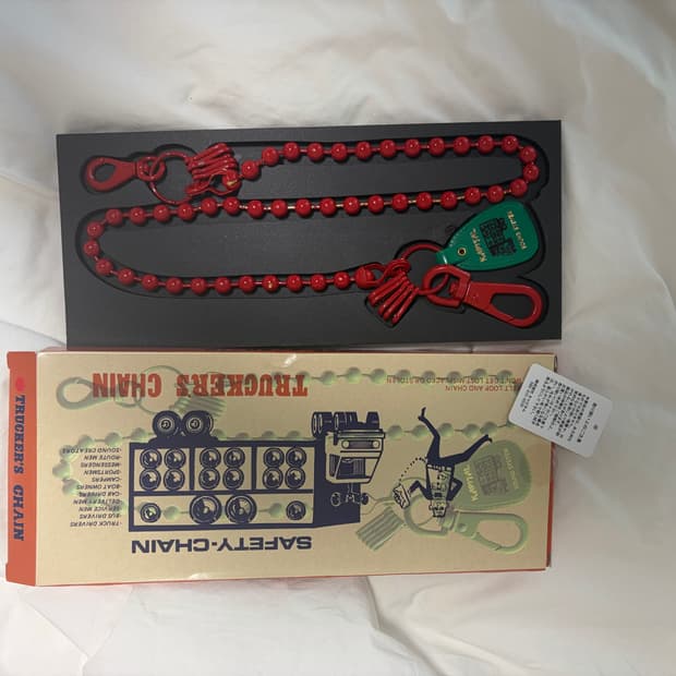 케피탈 볼 월렛 체인 레드