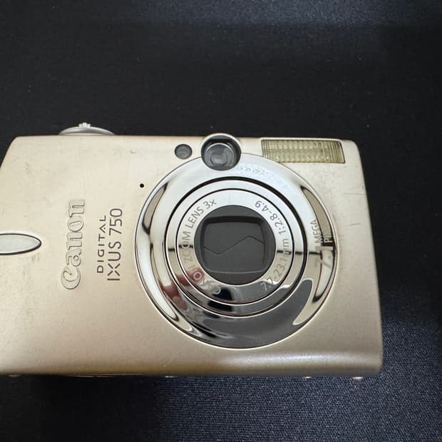 [아일릿 원희 디카] 캐논 익서스 ixus 750 디카
