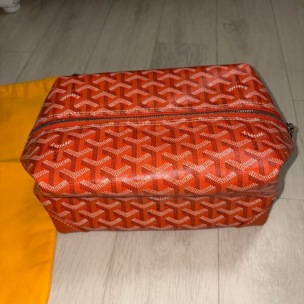 고야드 2025 오렌지 토일렛백 파우치