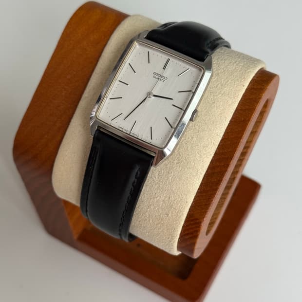세이코 Seiko 쿼츠 스퀘어 블랙