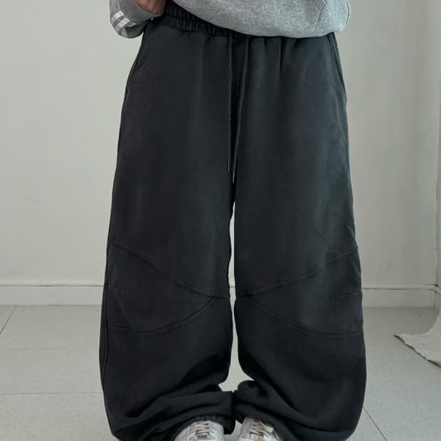 BLR 써클로고 오버핏 피그먼트 스웻팬츠