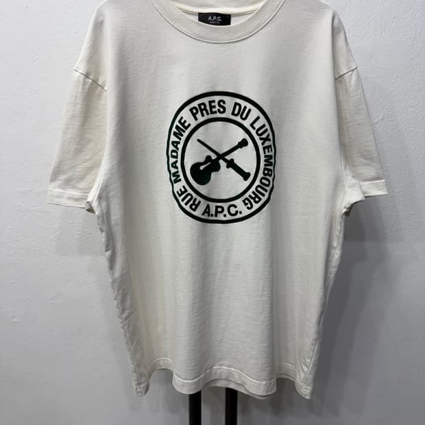 정품) APC 아페쎄 남성 룩셈부르크 반팔티 M