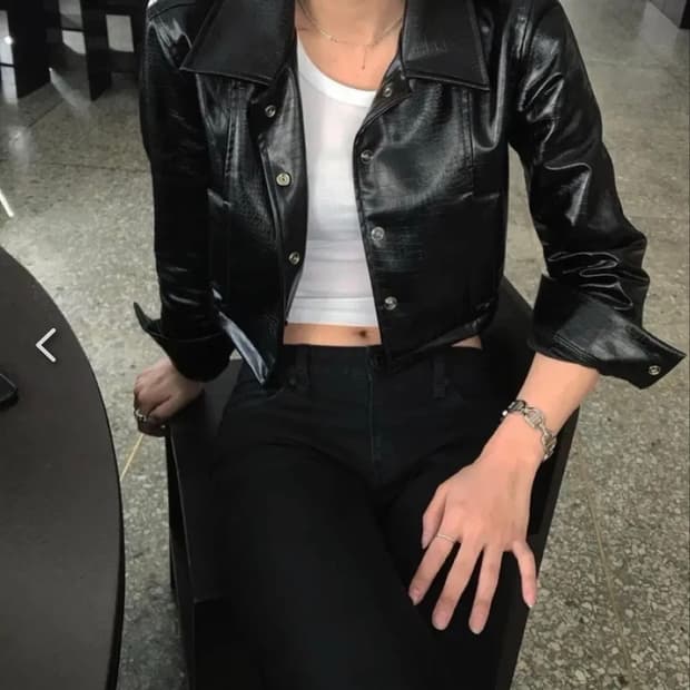 Bohemian Seoul 보헤미안 서울 레더 크롭 자켓