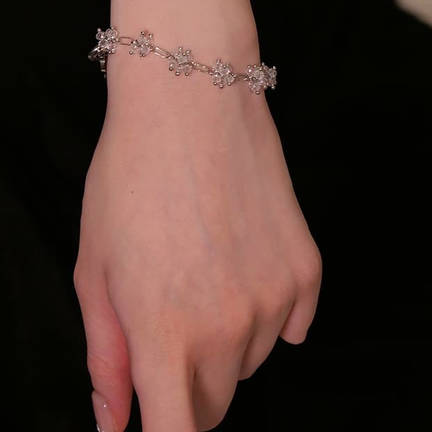 dainlee snow flower bracelet