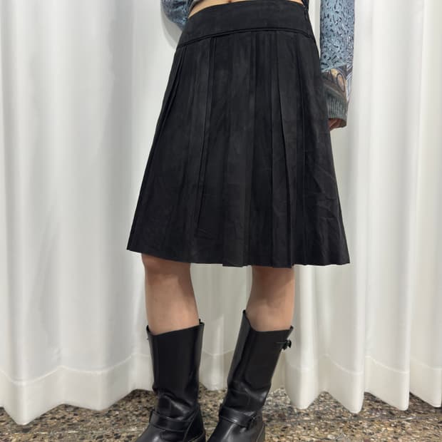 untitled midi pleats skirt