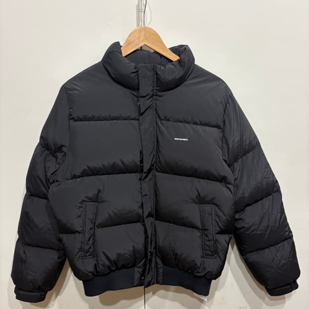 미스치프 백로고 숏패딩 자켓