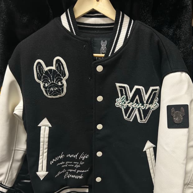 라이프워크 야구잠바 새상품