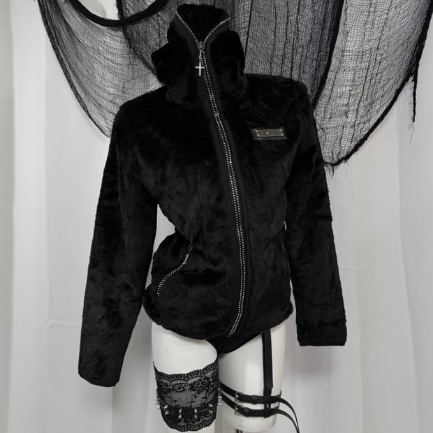 fur cubin cross hood jacket