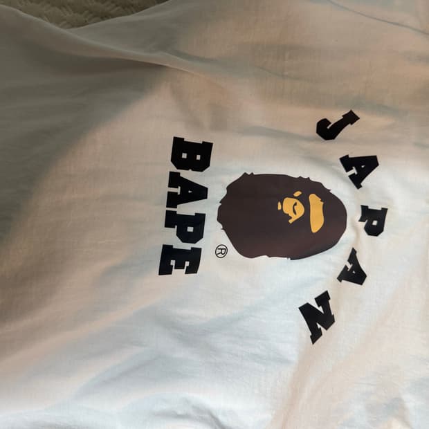 베이프 반팔 티셔츠
