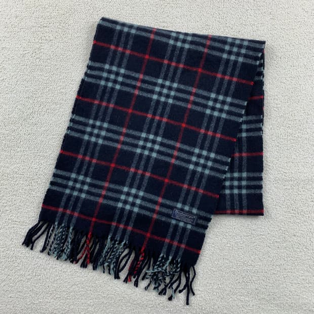 버버리 캐시미어 네이비 노바체크 머플러 목도리