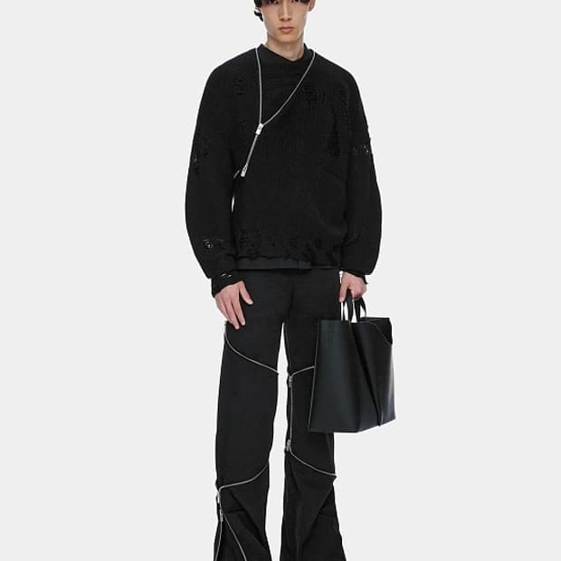 CONVEX DISTRESSED KNIT
