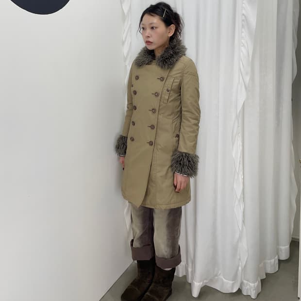 Hysteric Glamour 더블 버튼 트리밍 퍼 자켓