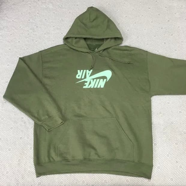 나이키 조던 트래비스스캇 콜라보 후드티 LL22