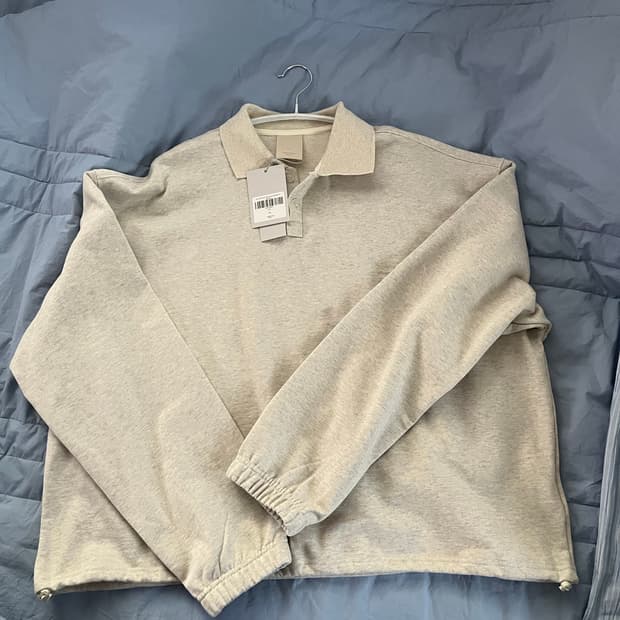 [1] 언더마이카 mu 스웨트 셔츠