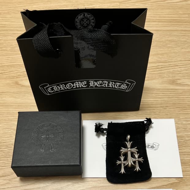 크롬하츠 트리블 크로스 펜던트