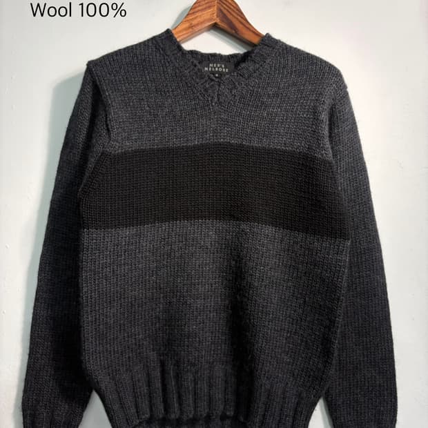 [M] wool 100% 울 100% 브이넥 니트  