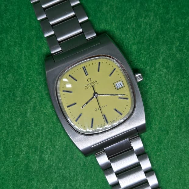 오메가 제네브 머스타드 크림 다이얼