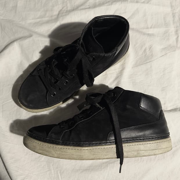 프라다 스포츠 스웨이드 하이탑 스니커즈