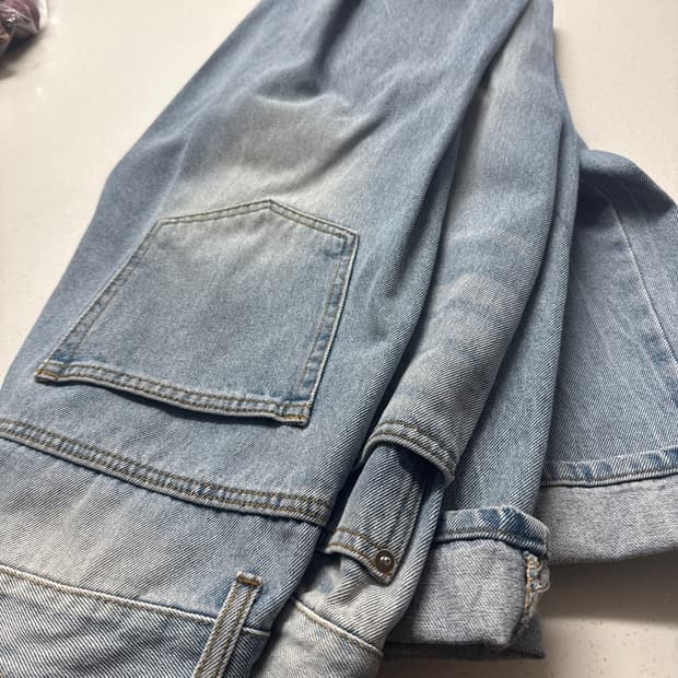 바지 판매합니다 Helmut 제품입니다