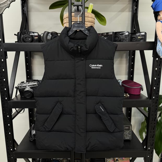 L 캘빈클라인 퍼포먼스 패딩 조끼 블랙