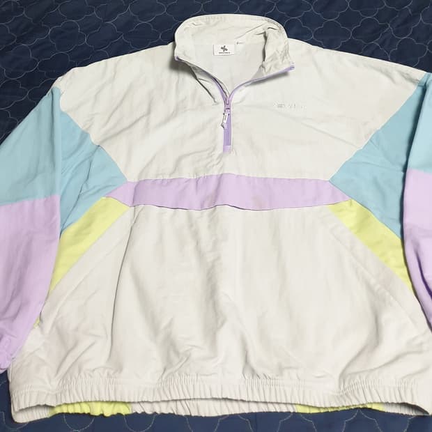 젝시믹스 22s 오버사이즈 배색 하프집업 바람막이 (S)