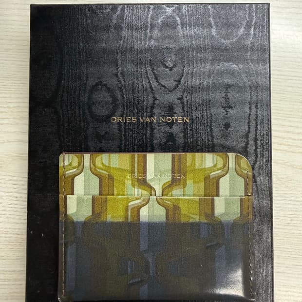 Dries van noten 카드홀더